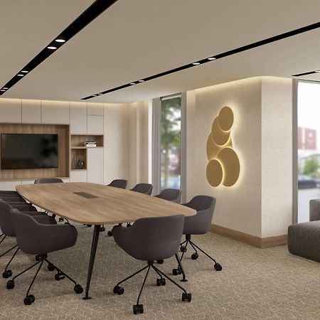 Courtyard By Marriott London Heathrow Airport Harlington (Greater London) Exterior foto