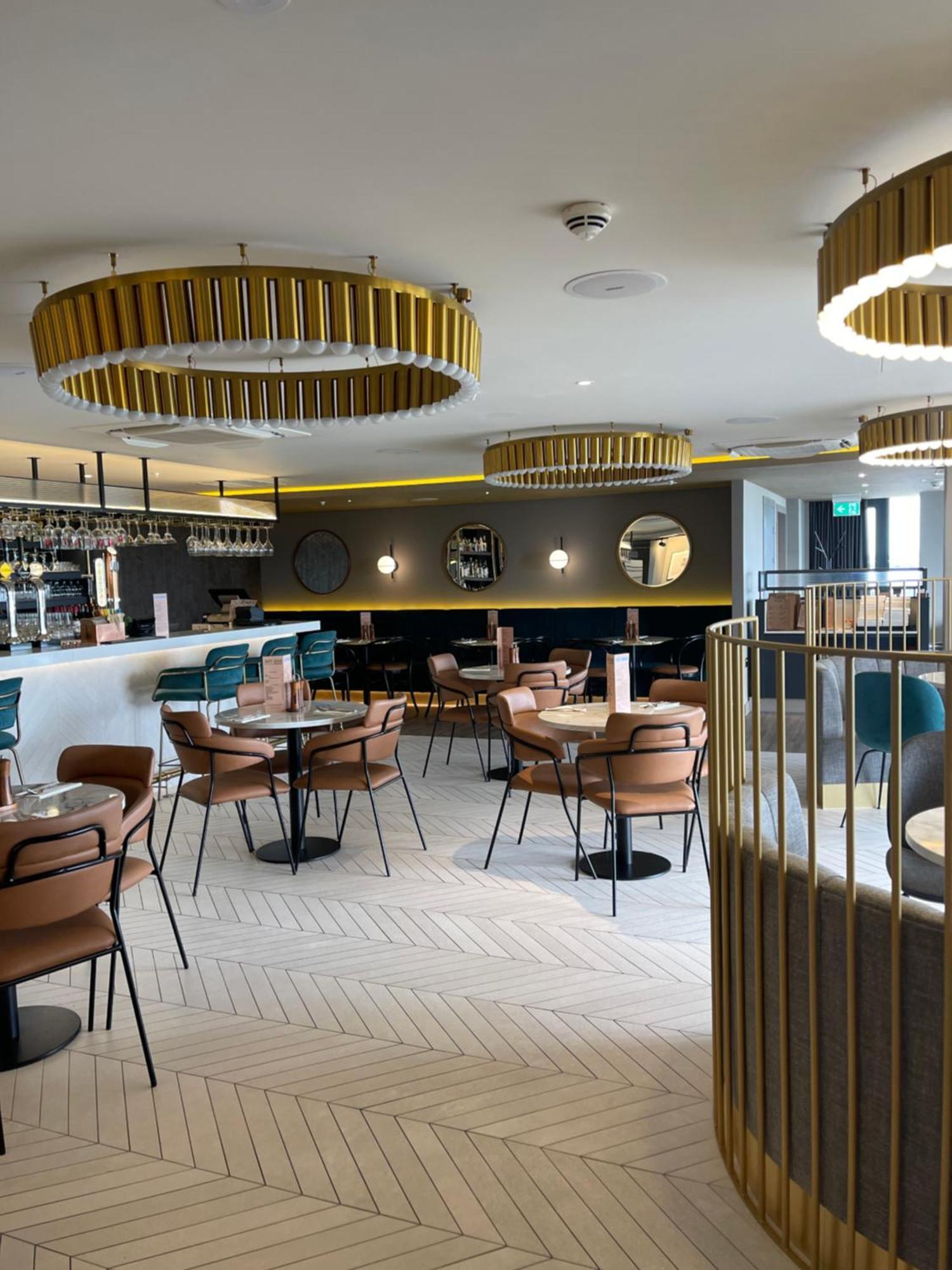 Courtyard By Marriott London Heathrow Airport Harlington (Greater London) Exterior foto