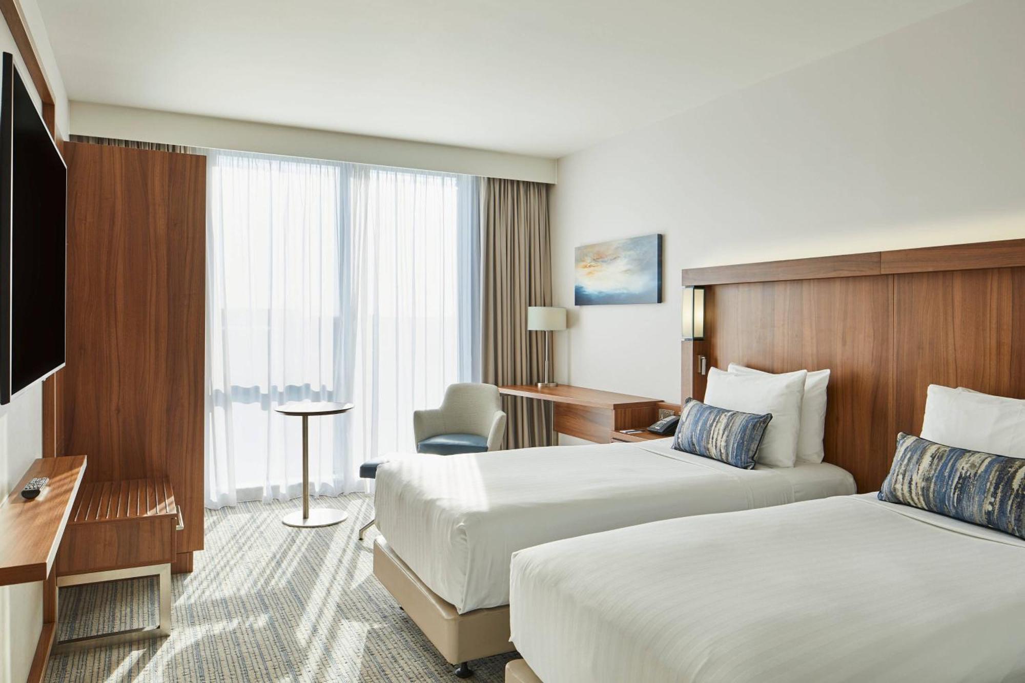 Courtyard By Marriott London Heathrow Airport Harlington (Greater London) Exterior foto